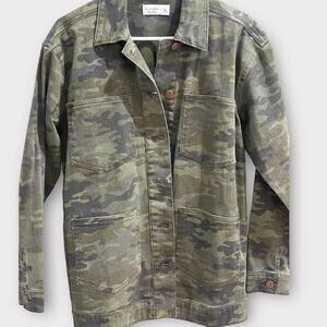 Love Fire Utility Jacket Green Camo Buttons Oversized Military